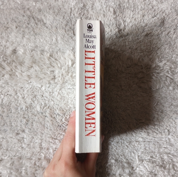 Little Women by Louisa May Alcott - Picture 5 of 7